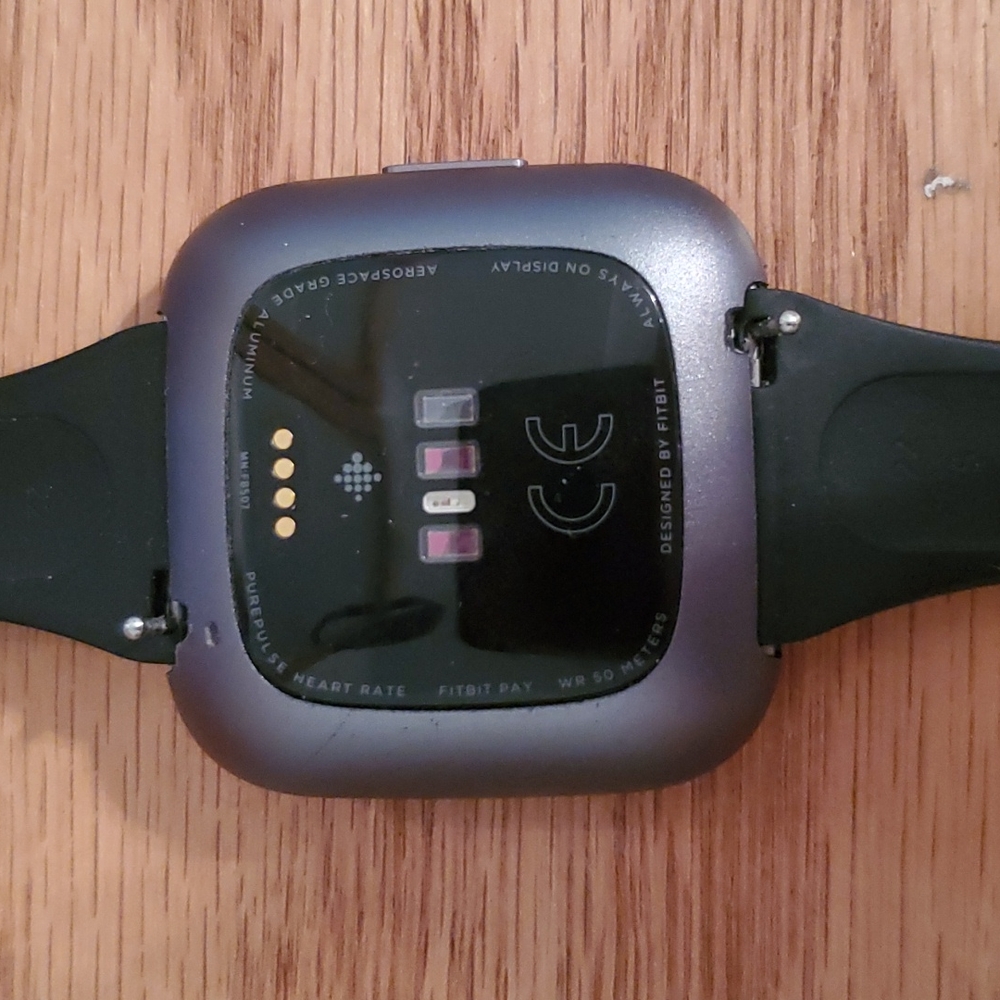 Fitbit Versa 2 - image 2